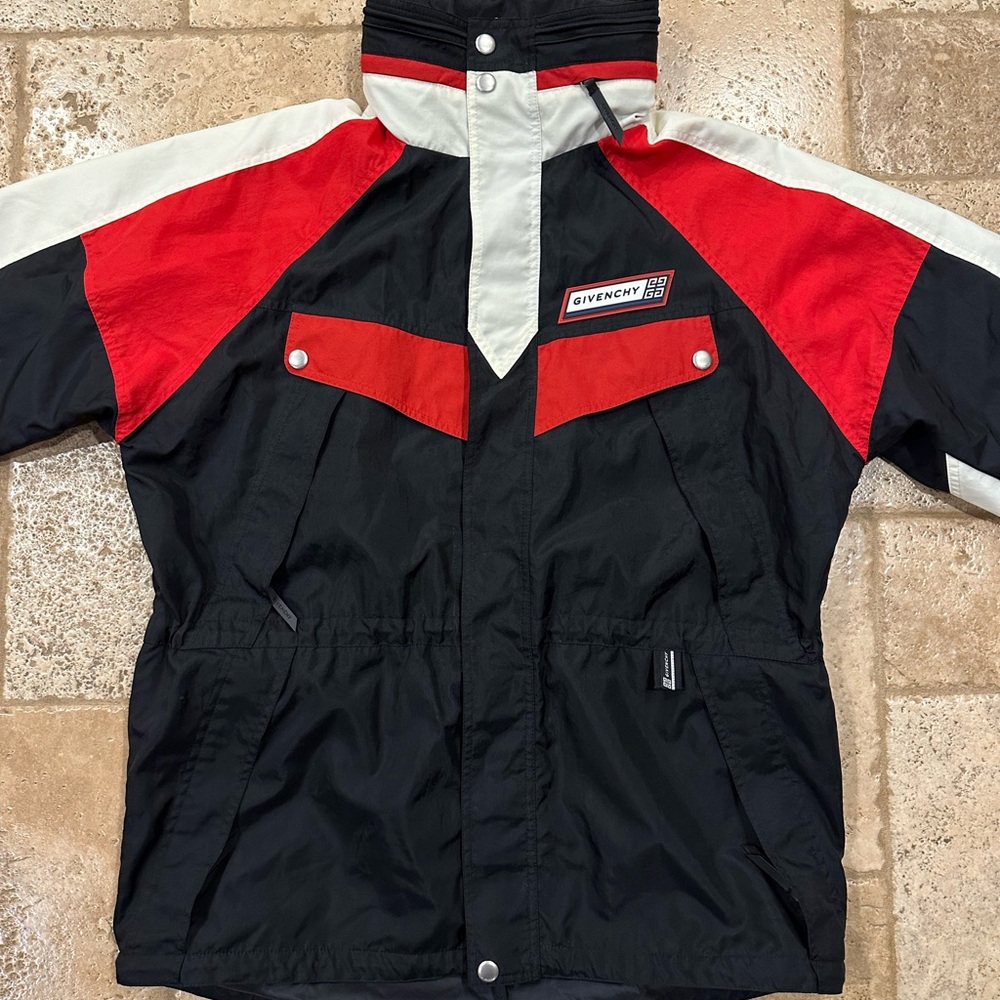 Givenchy Vintage Sports Sailing Zip Up Black / Red Jacket - Picture 15 of 16
